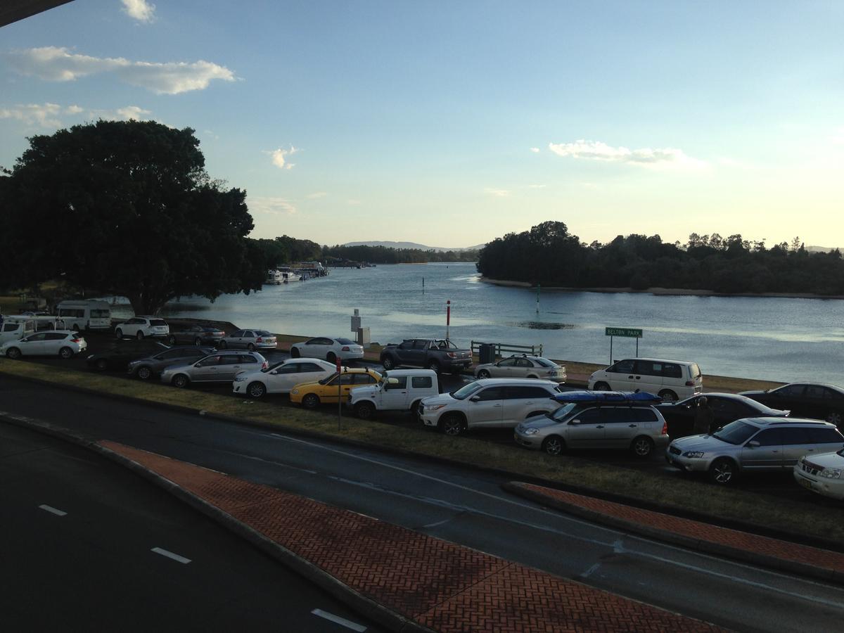 Lakes And Ocean Hotel Forster Exterior photo